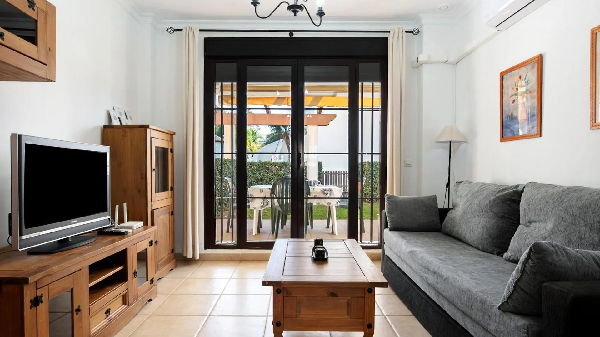 Apartamento Bajo Con Jardin 056 Chiclana de la Frontera 0*,