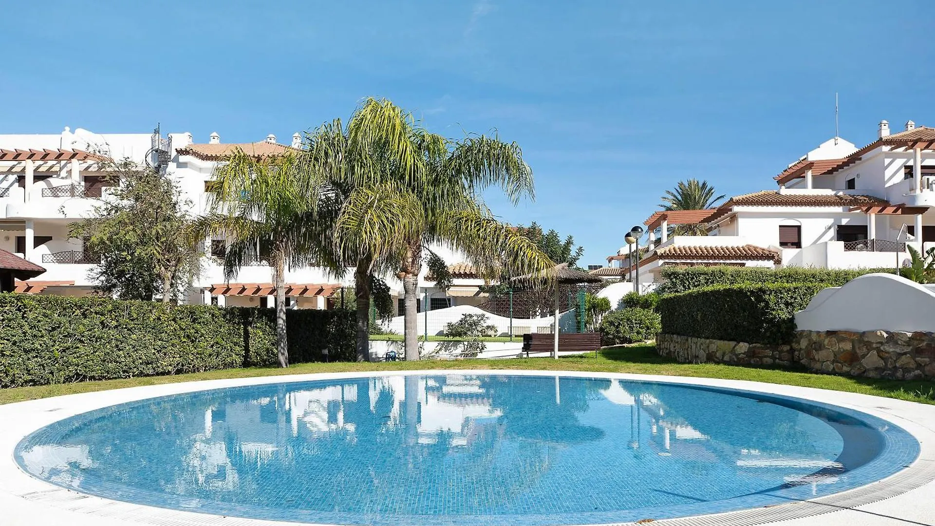 Apartment Apartamento Bajo Con Jardin 056 Chiclana de la Frontera
